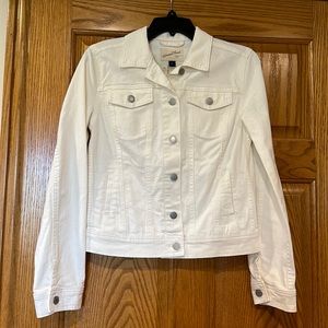 NWT Denim jacket, cream, size XS. Cream colored.